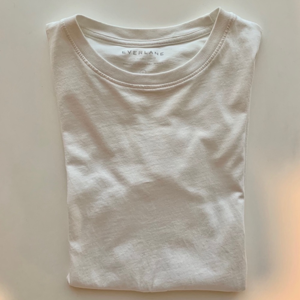 Everlane white tshirt